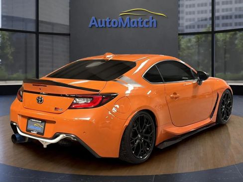 Used 2023 Toyota GR86 10th Anniversary SE RWD image 11
