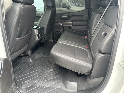 Used 2021 GMC Sierra 1500 SLT w/ SLT Convenience Package AWD/4WD image 30