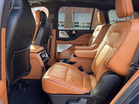 Used 2022 Lincoln Aviator Black Label w/ Dynamic Handling Package image 27