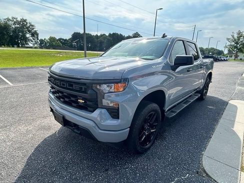 Used 2024 Chevrolet Silverado 1500 Custom AWD/4WD image 6
