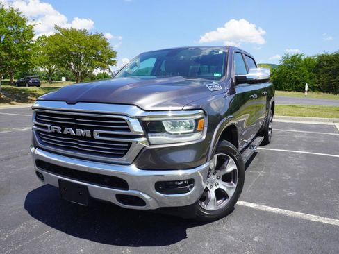 Used 2020 RAM 1500 Laramie AWD/4WD image 7