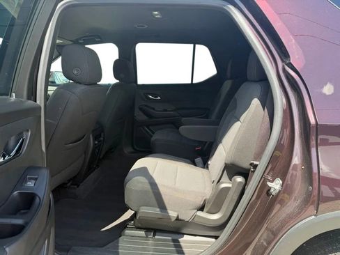 Used 2022 Chevrolet Traverse LT AWD/4WD image 29