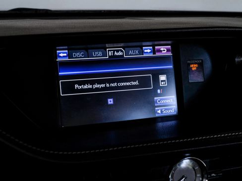 Used 2014 Lexus ES 300h w/ Luxury Package w/Bamboo Trim FWD image 31