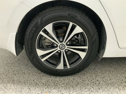Used 2021 Nissan Sentra SV FWD image 10
