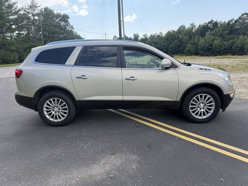 Used 2012 Buick Enclave Leather AWD/4WD image 4