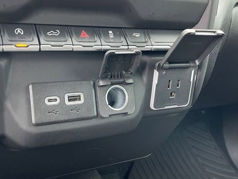 Used 2024 Chevrolet Silverado 1500 Custom RWD image 19