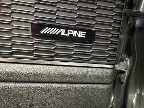 Used 2023 Jeep Grand Cherokee L Overland w/ MOPAR Finishing Package image 28