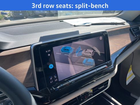 New 2026 Volkswagen Atlas SE FWD image 18