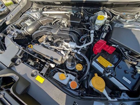 Used 2025 Subaru Crosstrek 2.0i Premium image 20