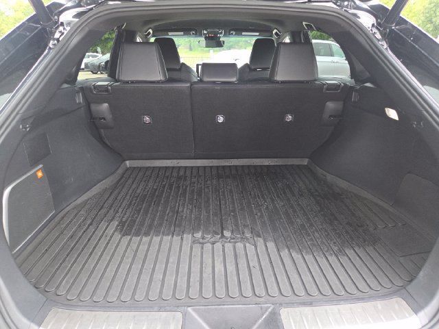 Used 2023 Toyota Venza XLE AWD/4WD image 30
