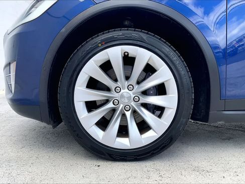 Used 2021 Tesla Model X Long Range AWD/4WD image 8