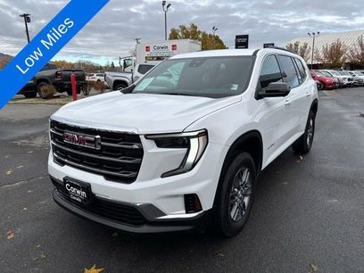 Used 2025 GMC Acadia Elevation