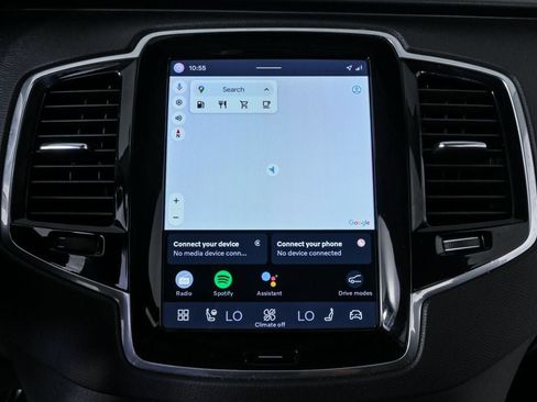 Certified 2023 Volvo XC90 B6 Plus w/ Protection Package Premier AWD/4WD image 17