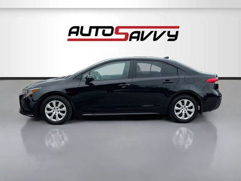 Used 2026 Toyota Corolla LE FWD image 4