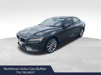 Used 2021 Volvo S60 T6 Momentum w/ Premium Package