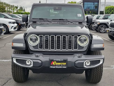 New 2025 Jeep Wrangler Unlimited Sahara AWD/4WD image 21