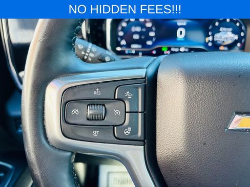 Used 2025 Chevrolet Silverado 1500 LT AWD/4WD image 39