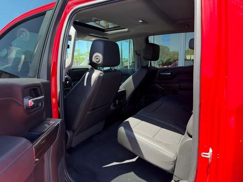 Used 2020 Chevrolet Silverado 1500 LT Trail Boss AWD/4WD image 11