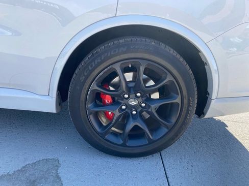 Used 2021 Dodge Durango R/T w/ Tow 'N Go Package AWD/4WD image 12