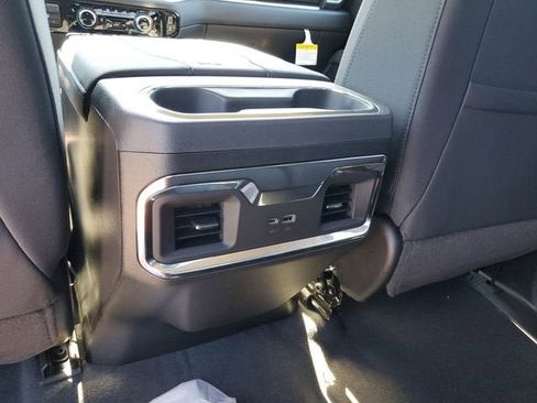 New 2026 GMC Sierra 1500 Elevation w/ X31 Off-Road Package AWD/4WD image 17
