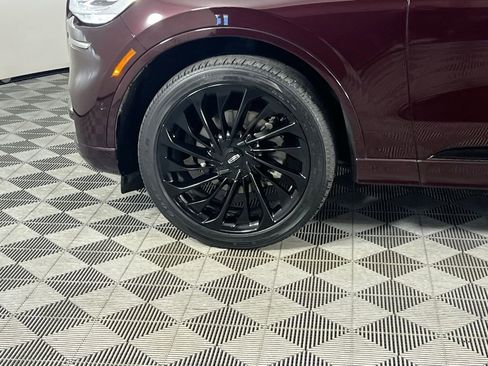 Used 2023 Lincoln Aviator Reserve w/ Equipment Group 201A image 11