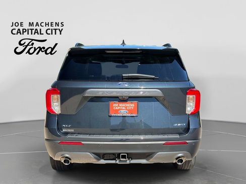 Used 2024 Ford Explorer XLT w/ Equipment Group 202A AWD/4WD image 6