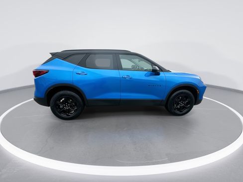 Used 2024 Chevrolet Blazer LT w/ Convenience Package image 9