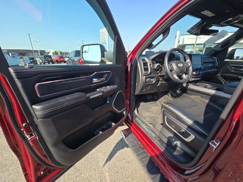 Used 2022 RAM 1500 Laramie w/ Sport Appearance Package image 22