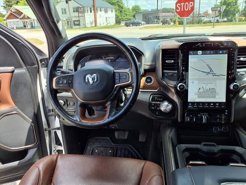 Used 2024 RAM 1500 Limited AWD/4WD image 14