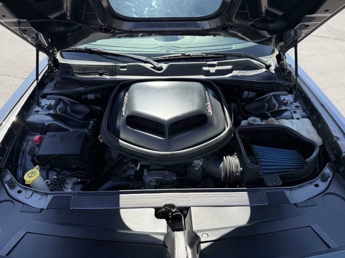 Used 2016 Dodge Challenger R/T Scat Pack RWD image 10