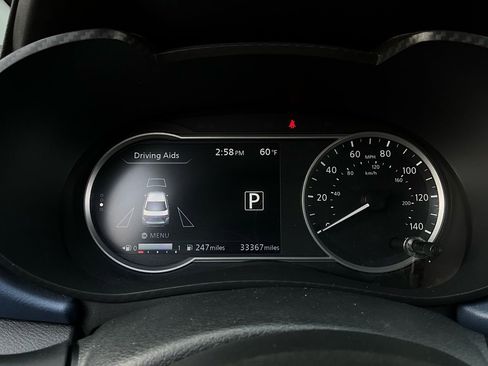 Used 2025 Nissan Versa SV image 33