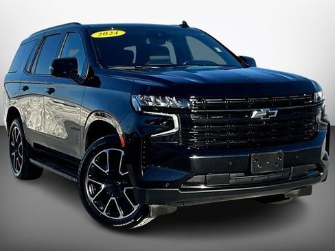 Used 2024 Chevrolet Tahoe RST w/ Sport Performance Package image 10