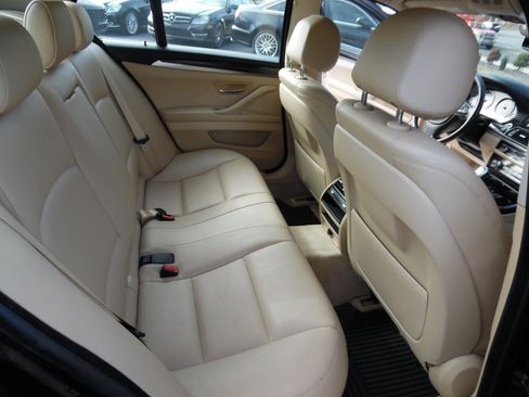 Used 2014 BMW 528i xDrive Sedan image 21