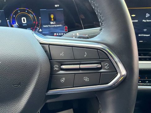Used 2026 Chevrolet Equinox LT FWD image 19