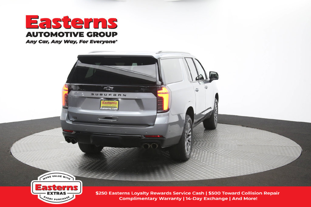 Used 2025 Chevrolet Suburban Z71 AWD/4WD image 44