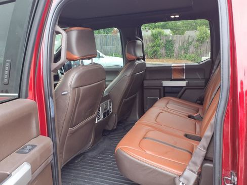 Used 2018 Ford F150 King Ranch w/ Equipment Group 601A Luxury AWD/4WD image 26