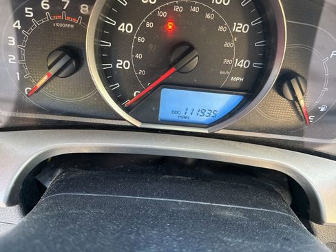 Used 2013 Toyota RAV4 XLE image 5