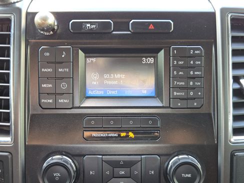 Used 2016 Ford F150 XLT w/ Equipment Group 301A Mid image 18