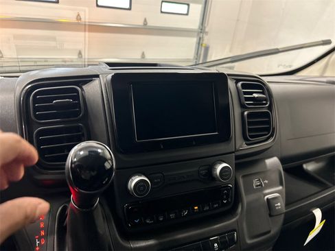 New 2025 RAM ProMaster 2500 w/ Convenience Group image 21