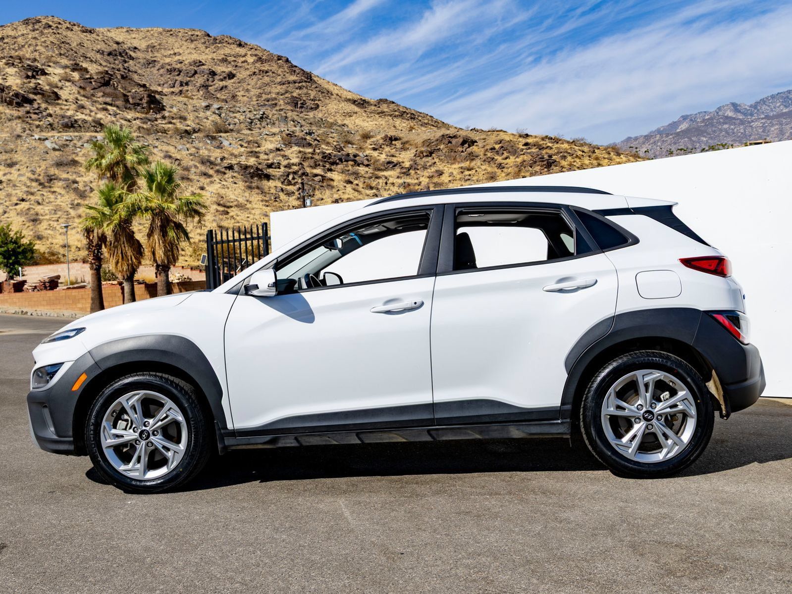 Used 2022 Hyundai Kona SEL w/ Convenience Package AWD/4WD image 6