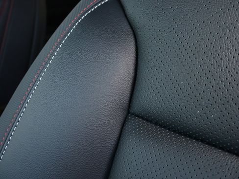 New 2026 Chevrolet Traverse RS w/ LPO, Floor Liner Package image 12