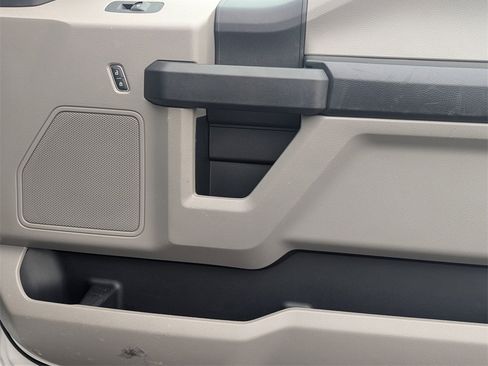 Used 2019 Ford F250 XL w/ Power Equipment Group image 25