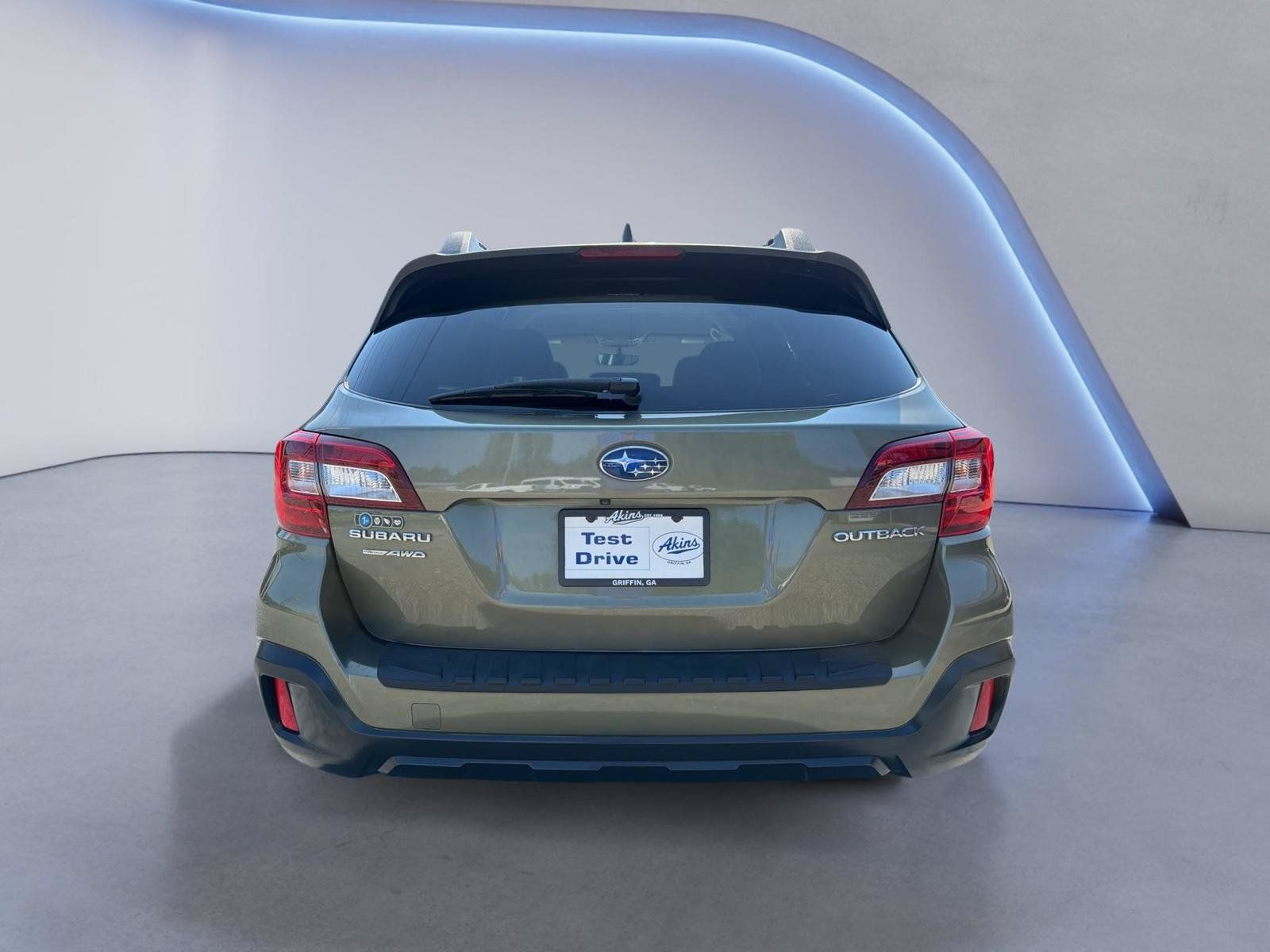 Used 2019 Subaru Outback 2.5i Premium w/ Popular Package #2 AWD/4WD image 9