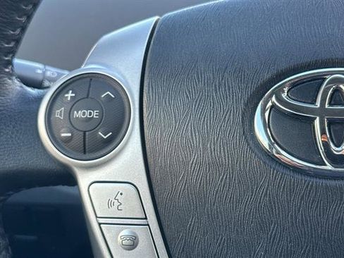 Used 2014 Toyota Prius Four image 25