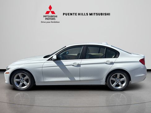 Used 2015 BMW 320i Sedan RWD image 8