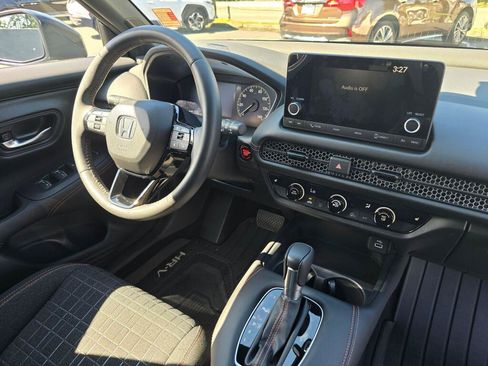 Certified 2024 Honda HR-V Sport image 9