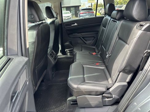 Used 2018 Volkswagen Atlas SE AWD/4WD image 18