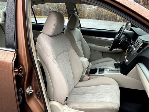 Used 2013 Subaru Legacy 2.5i Premium w/ All-Weather Pkg image 7