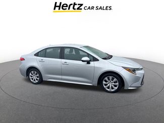 Used 2025 Toyota Corolla LE video 1