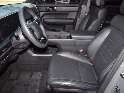 Used 2025 Hyundai Santa Fe Calligraphy AWD/4WD image 13